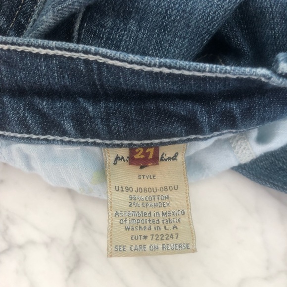 7 FOR ALL MANKIND medium wash bootcut jean - Picture 8 of 8